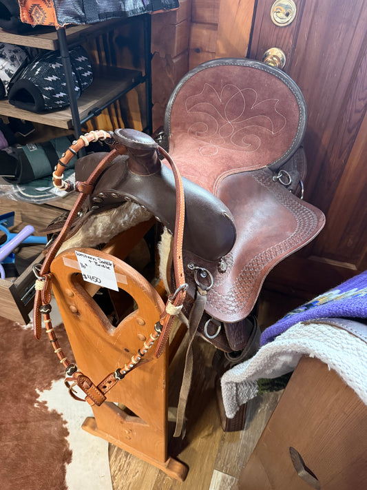 Western Saddle & bridle