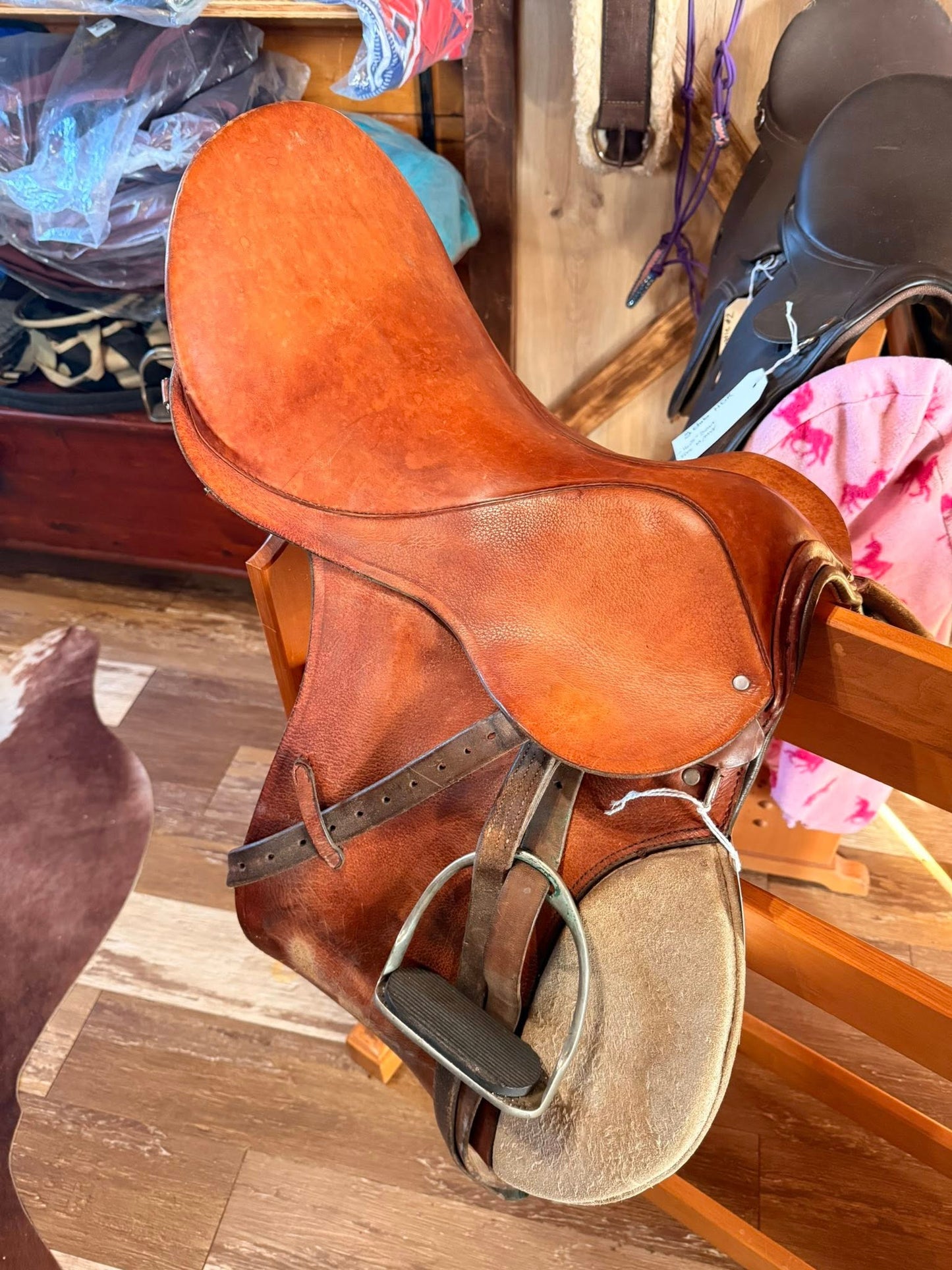 AP English Saddle - 17.5"