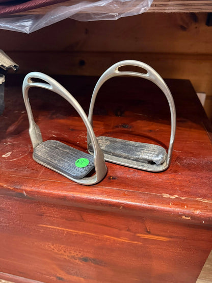 Stirrup Set